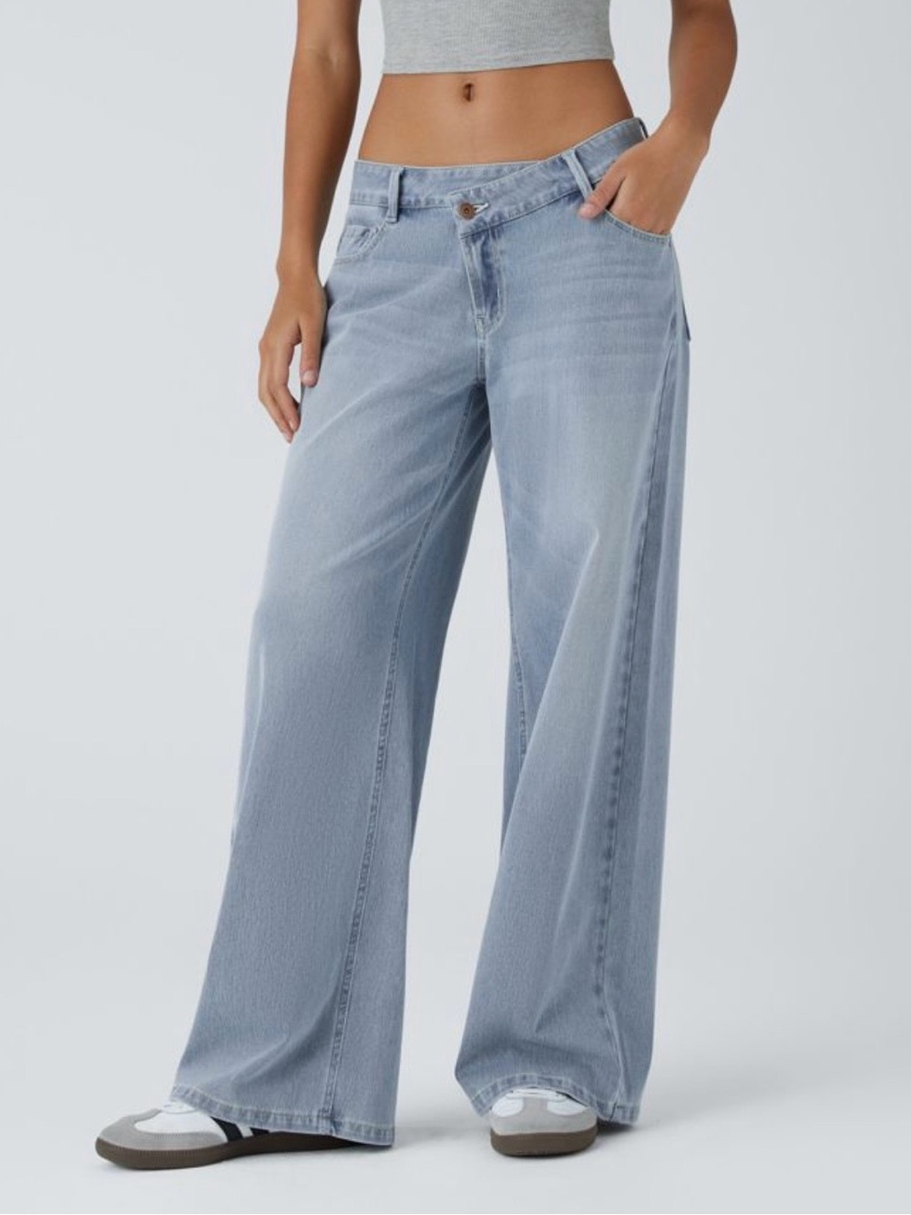 HALARA Light Blue Wide-Leg Jeans